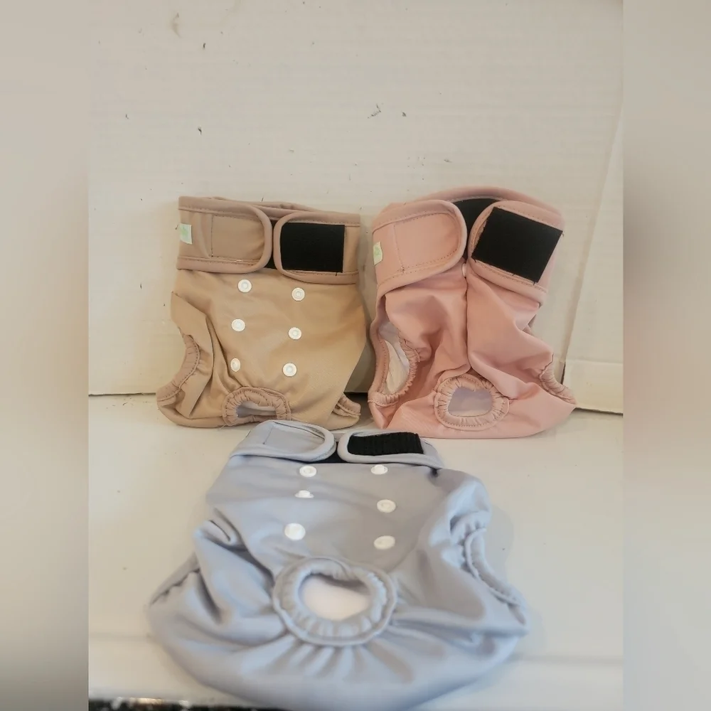 NWT‎ - 3 WEGREECO WASHABLE DOG DIAPERS (sz med)